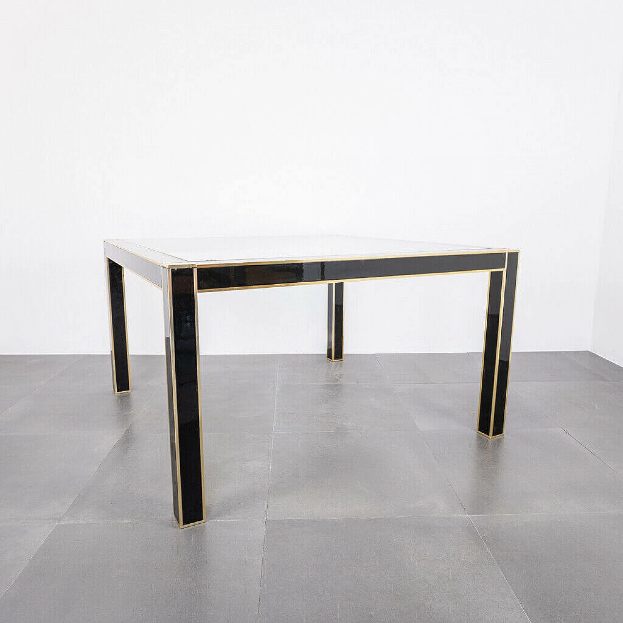 Pierre Cardin style lacquered dining table, 80s 1212466