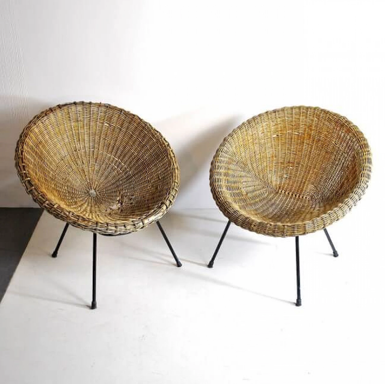 Pair of wicker egg chairs, 50s 1212546