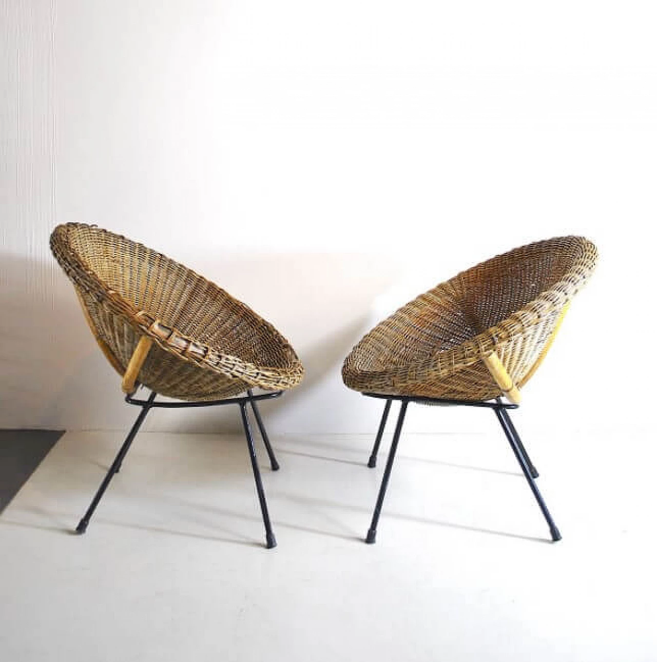 Pair of wicker egg chairs, 50s 1212551