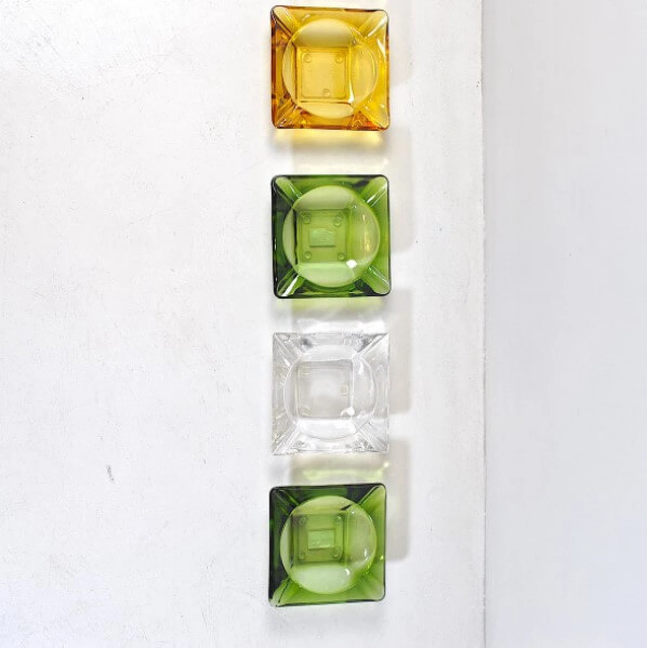 4 Ashtrays in stained glass, 60s 1213043
