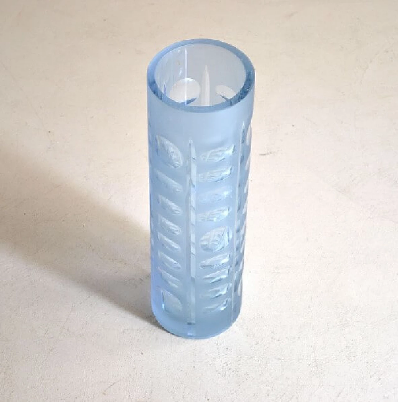 Cylindrical vase in colored glass, 60s 1213226
