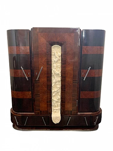 Armadio in noce intagliato e palissandro con frontale laccato di Ducrot, anni '20