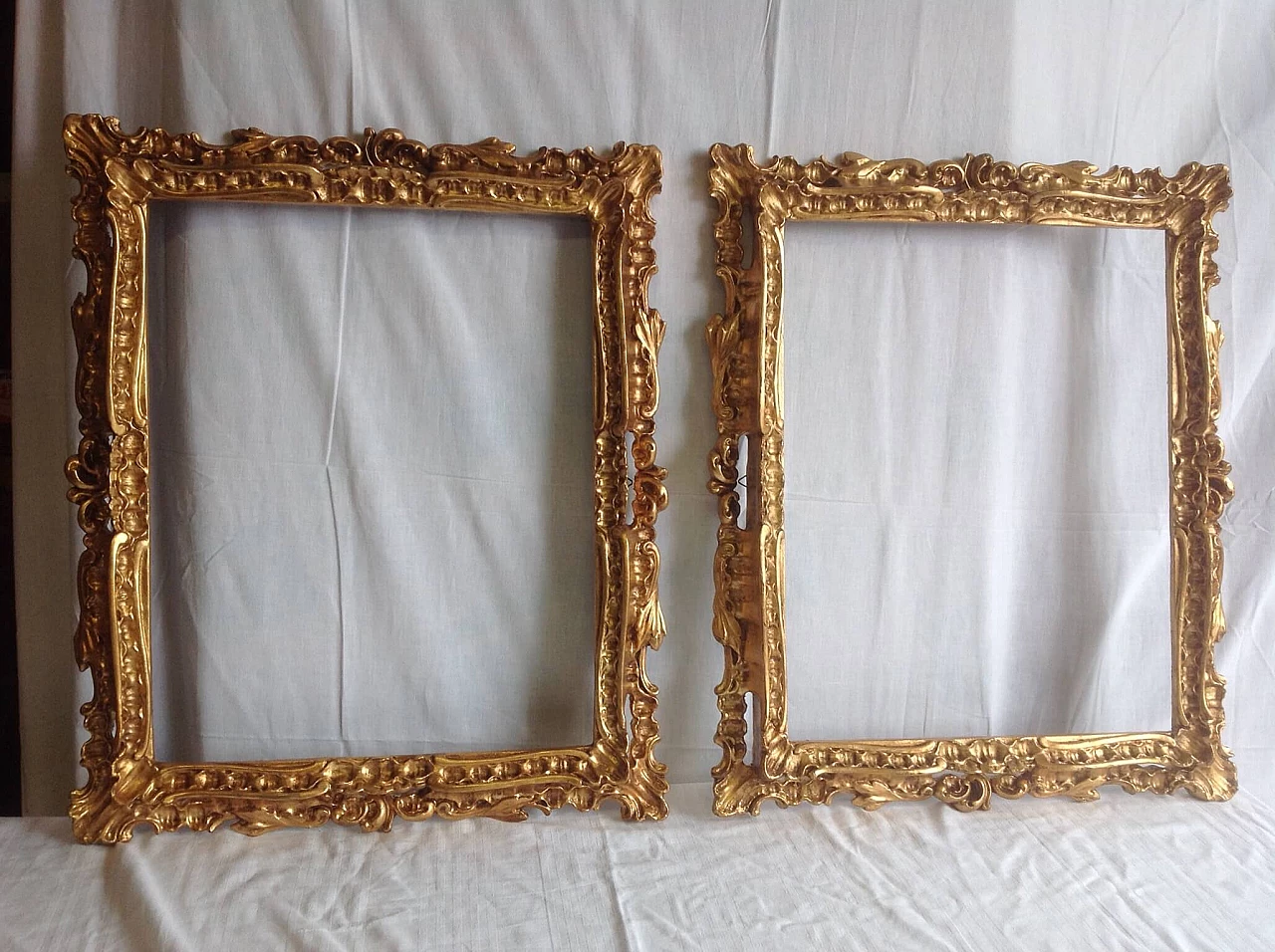 Pair of Baroque style frames in wood and gilded plaster, 30s 1214314