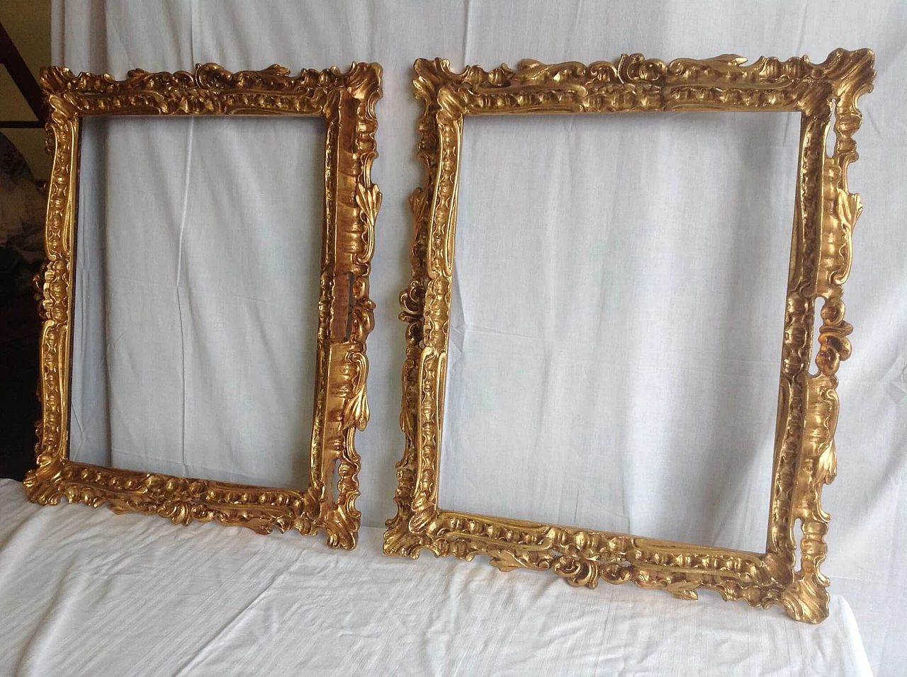 Pair of Baroque style frames in wood and gilded plaster, 30s 1214318