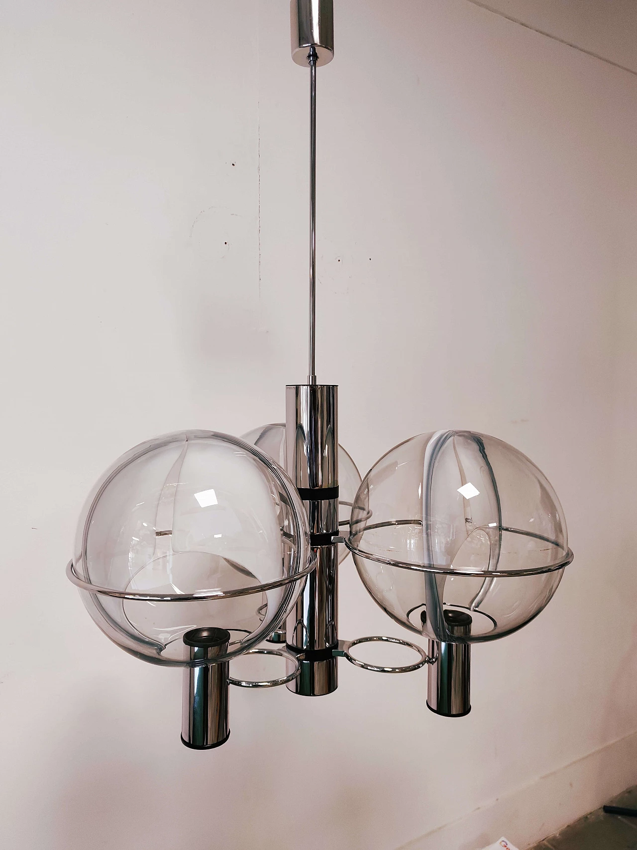 Chandelier in chromed metal and glass Membrane by Toni Zuccheri, 70s 1214999