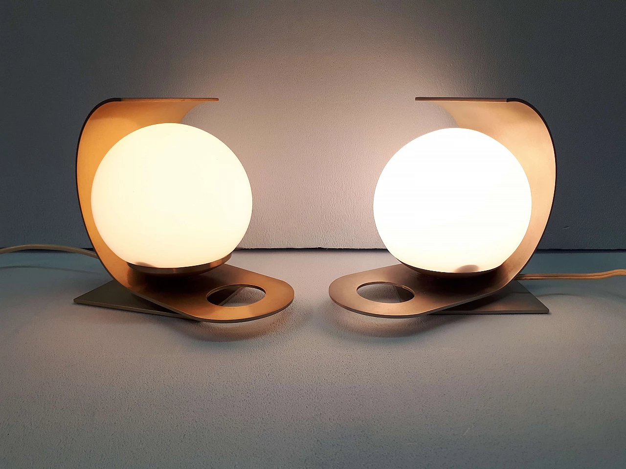 Pair of table lamps in satin-finish aluminium by Pia Guidetti Crippa for Lumi, 70s 1215212
