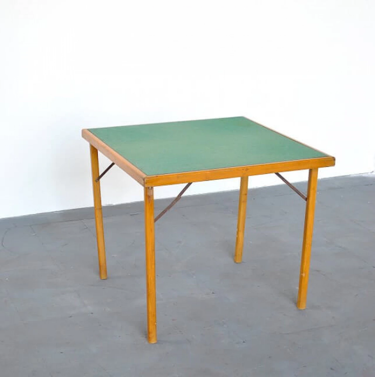 Tavolo da gioco in legno e tessuto, anni '60 1215703