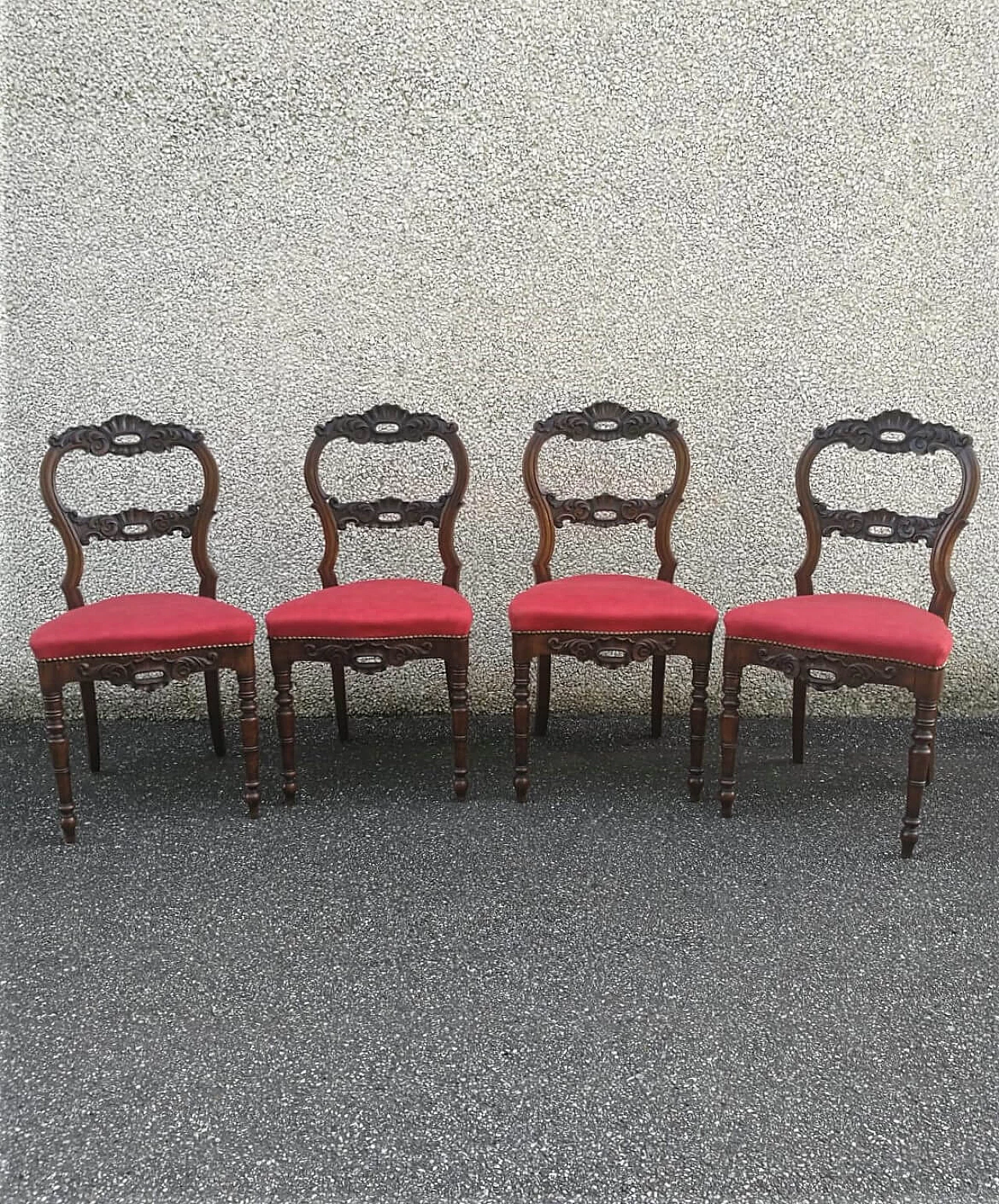 4 Charles X chairs in walnut and fabric, 19th century 1217233