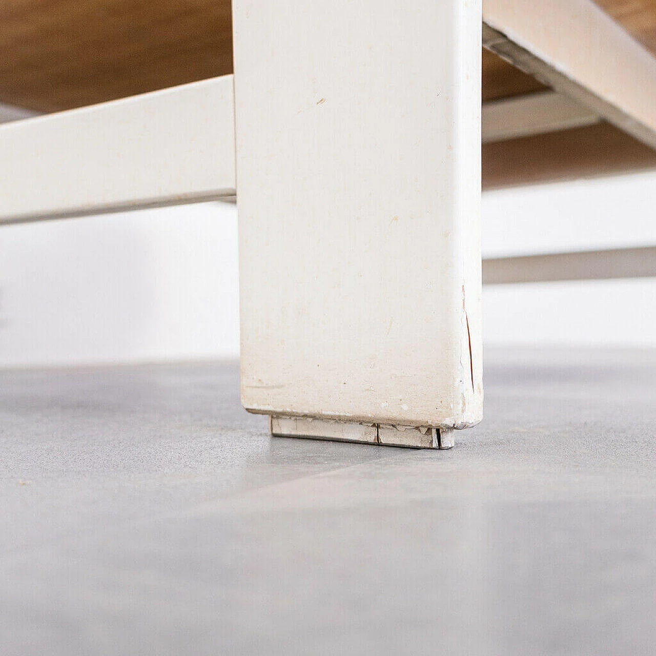 Coffee table in white lacquered wood, 1970s 1217612