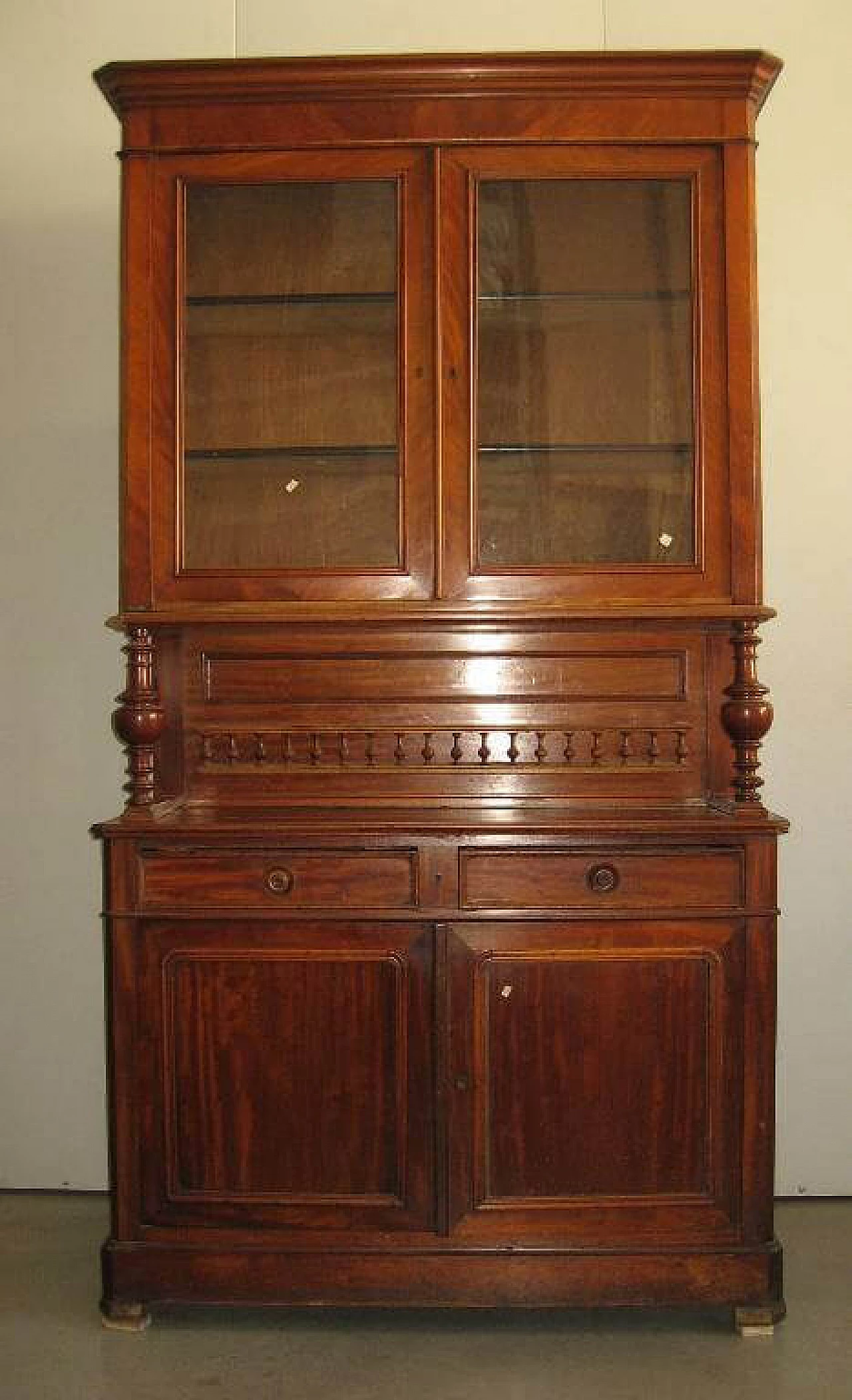 Two-body sideboard in mahogany and glass, 10s 1217685