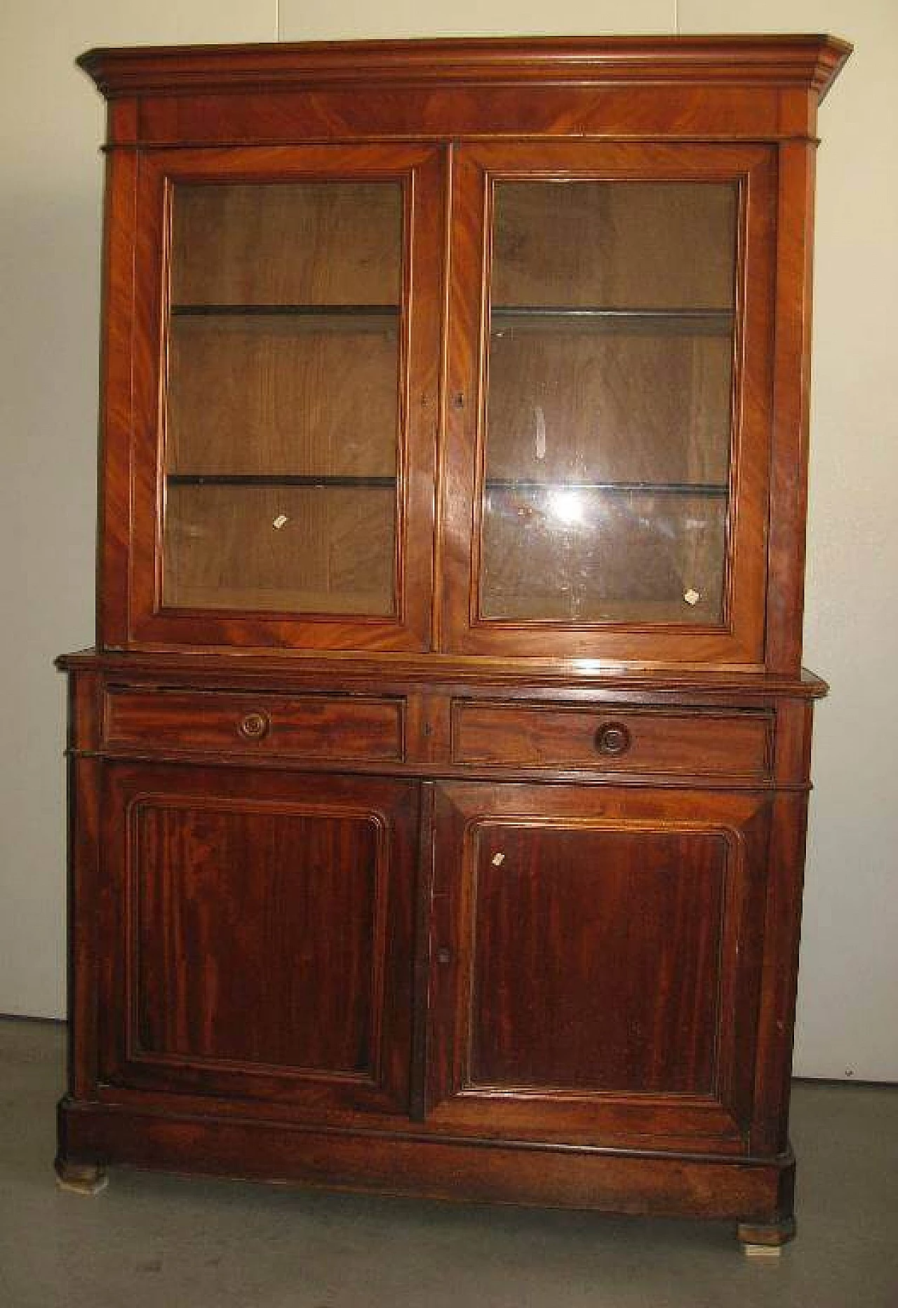 Two-body sideboard in mahogany and glass, 10s 1217686