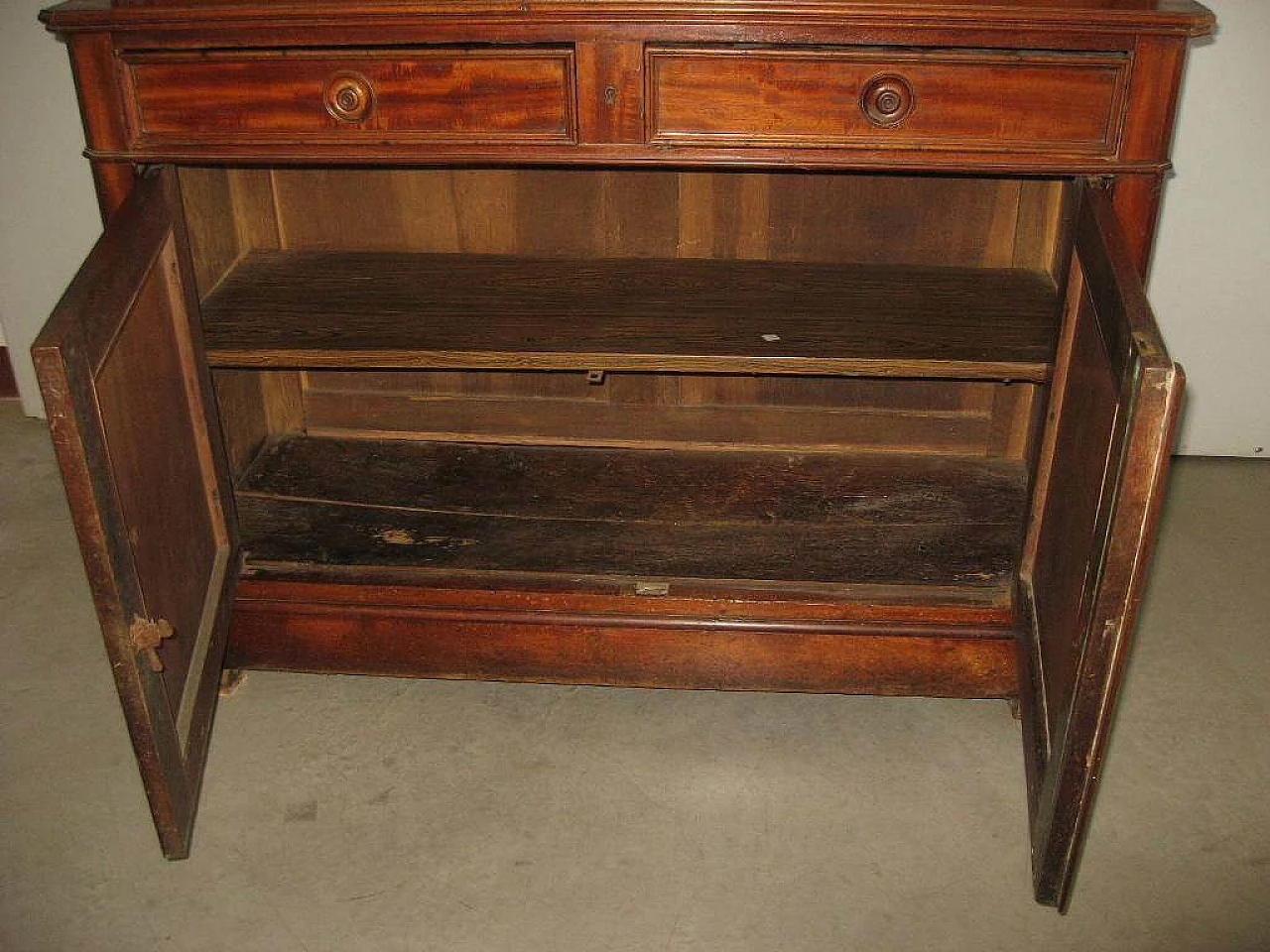 Two-body sideboard in mahogany and glass, 10s 1217689