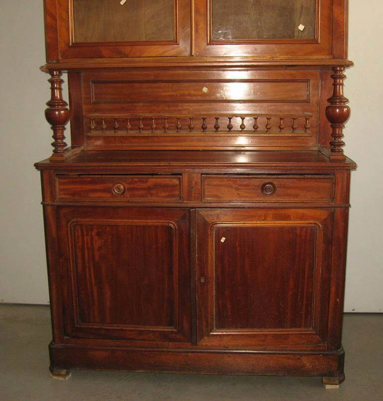 Two-body sideboard in mahogany and glass, 10s 1217691