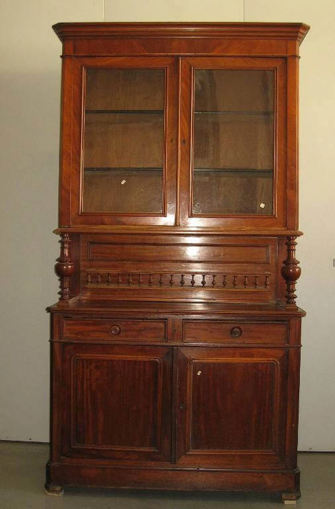 Two-body sideboard in mahogany and glass, 10s 1217697