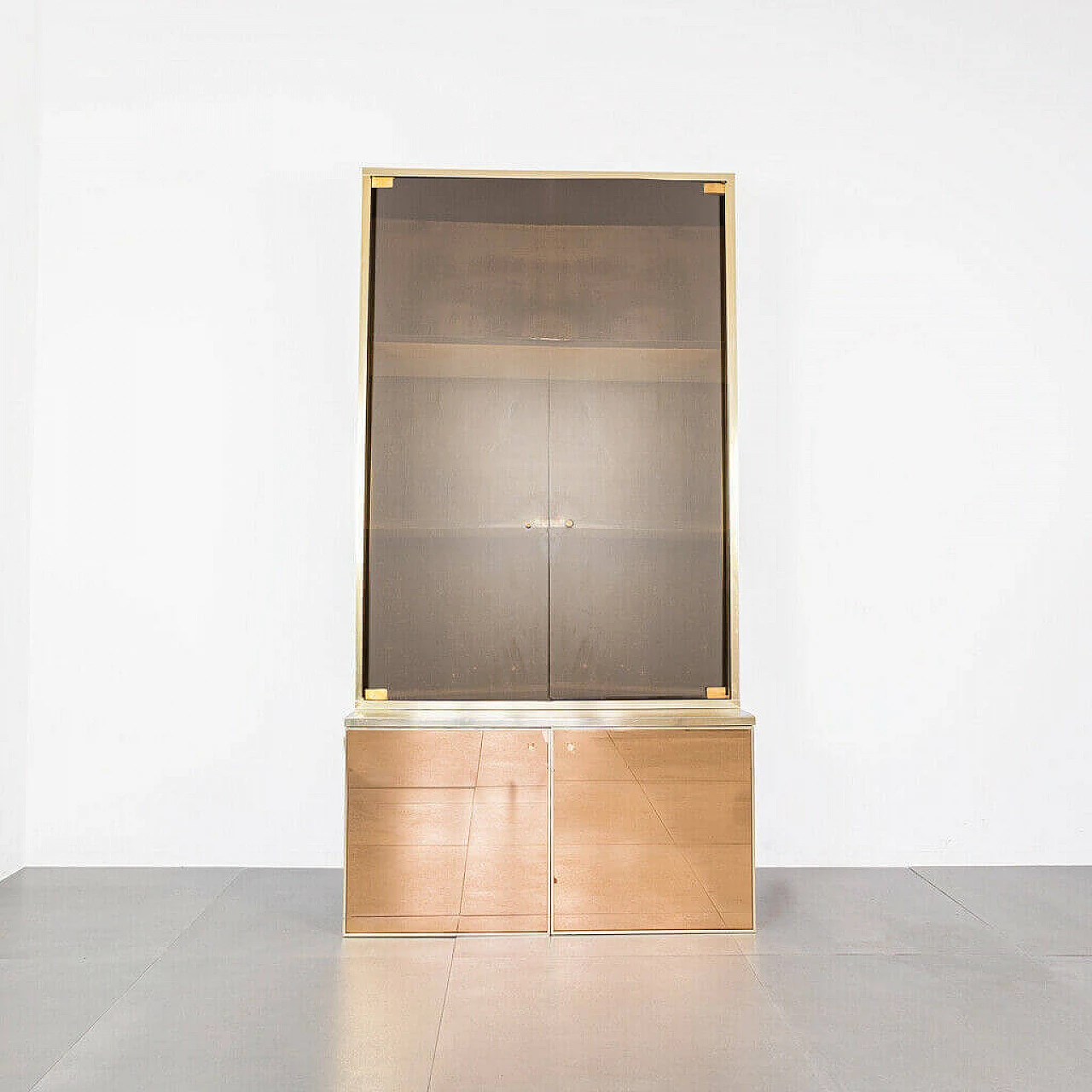 Sideboard in wood and glass, 80s 1219204