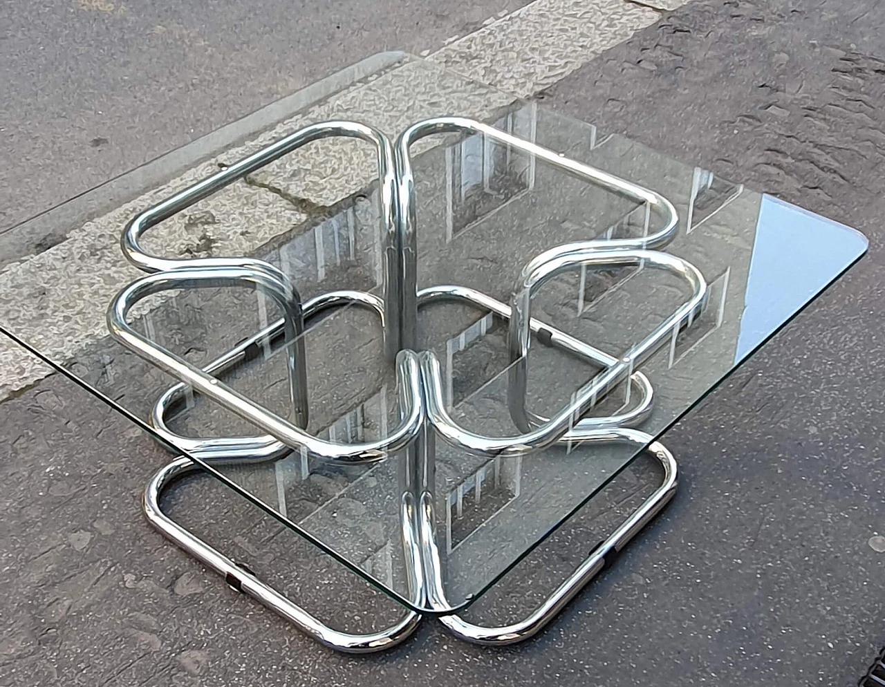 Coffee table in chromed metal and glass, 1970s 1219419