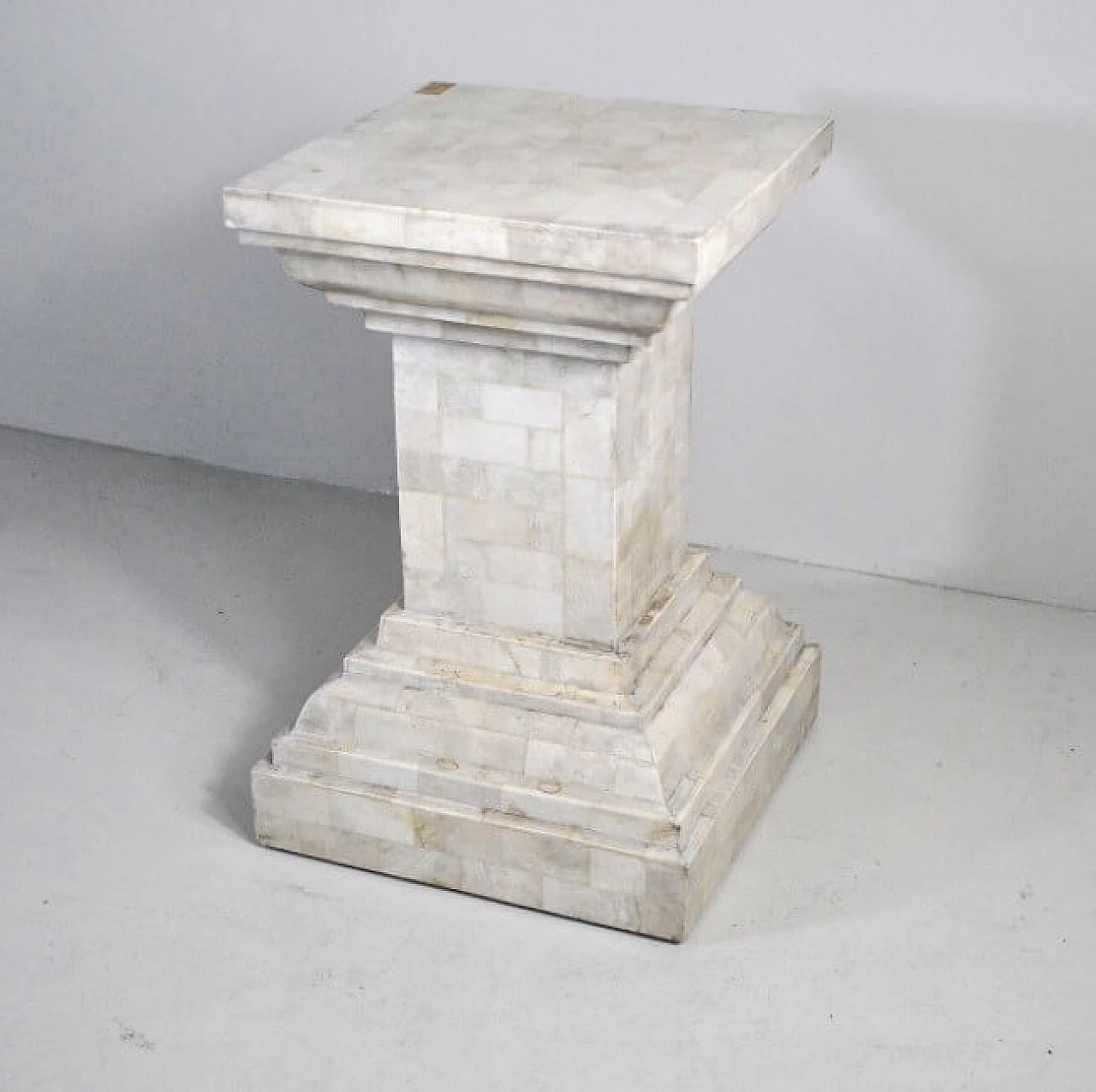 Wooden column covered in marble tesserae, 40s 1219611