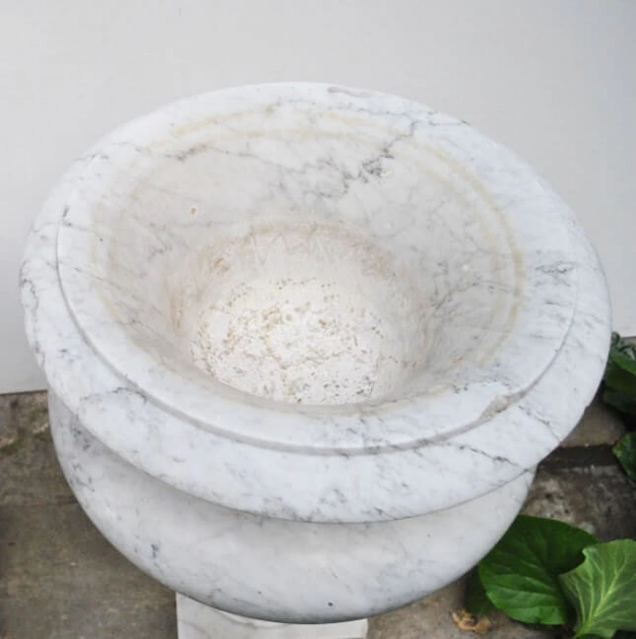 Coppia di vasi in marmo di Carrara, anni '80 1219661