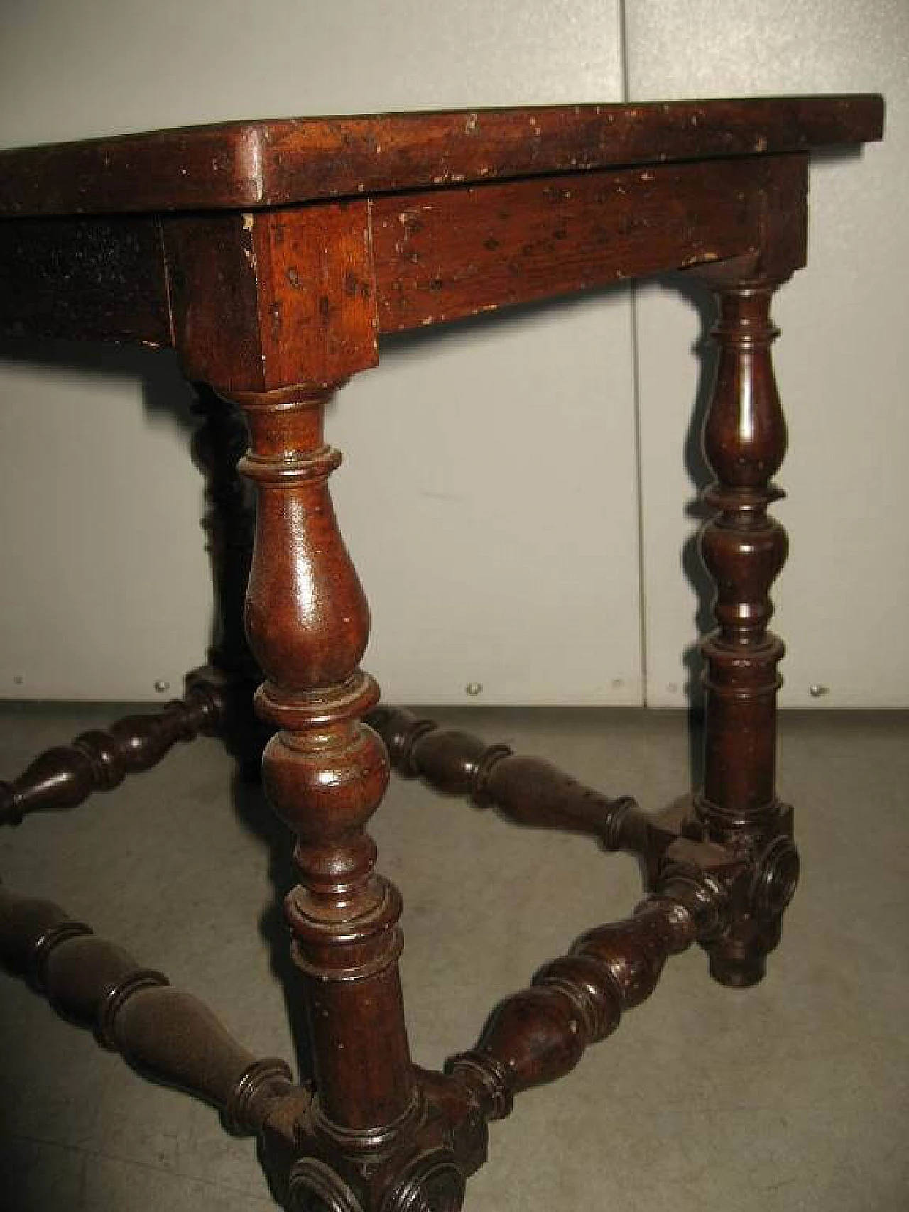 Reel table in walnut, early '900 1219671