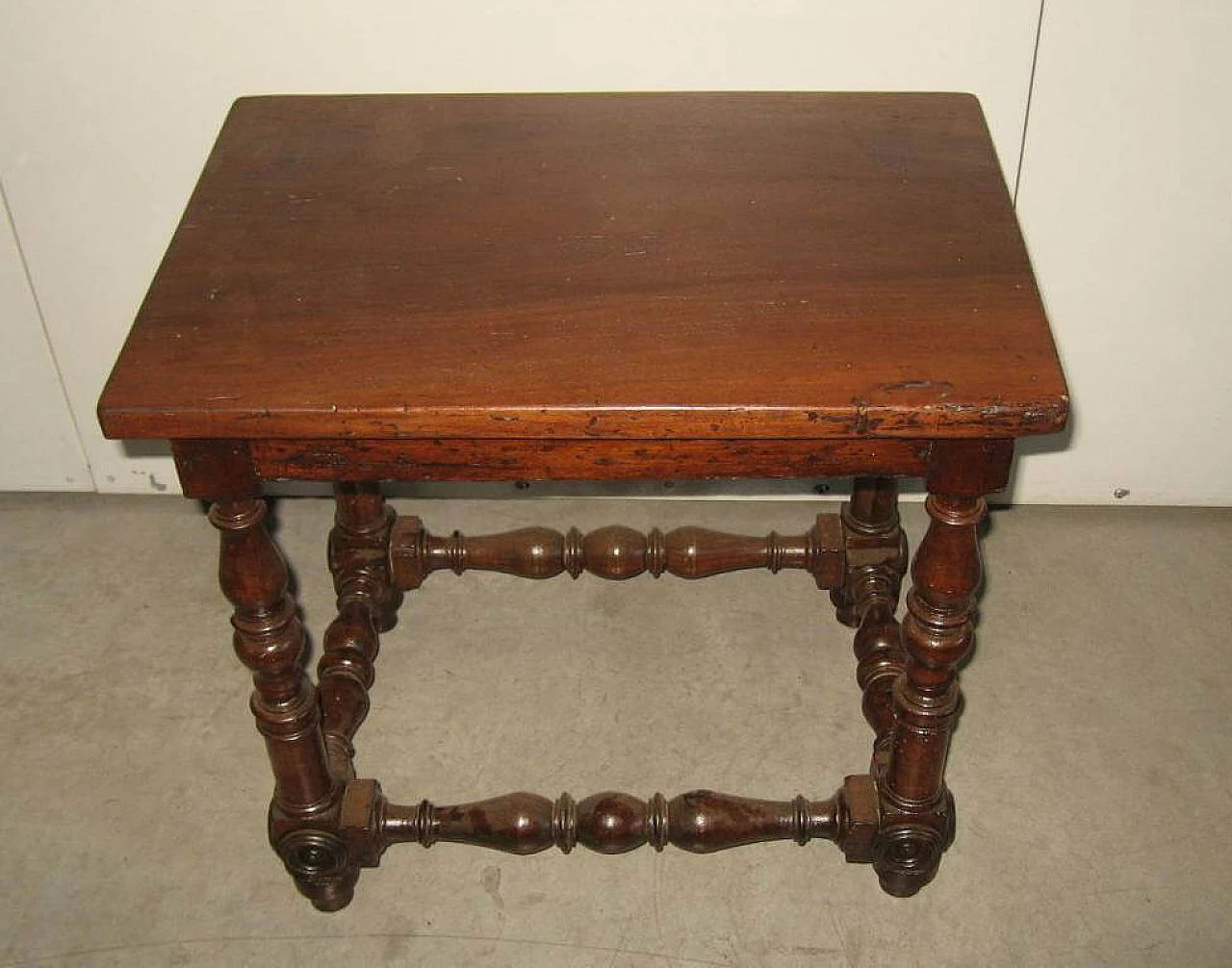 Reel table in walnut, early '900 1219676