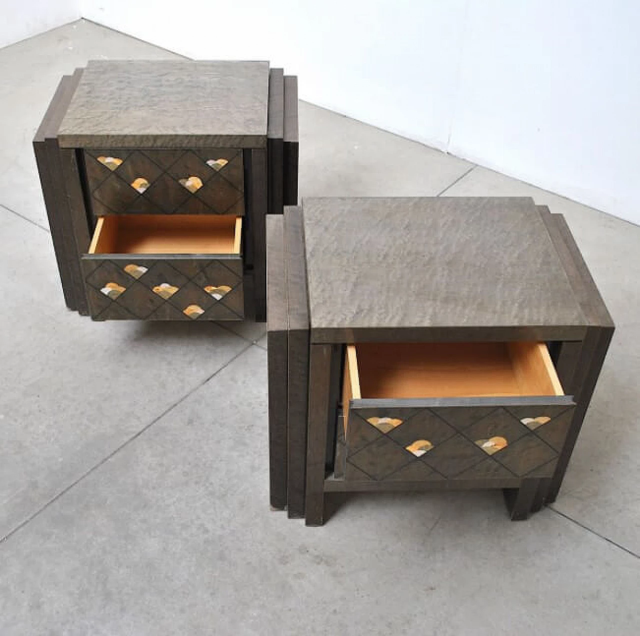 Pair of bedside table in rosewood in the style of Luciano Frigerio, 70s 1219701