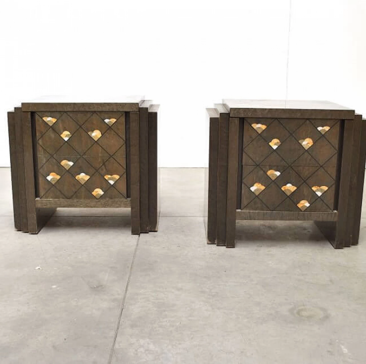 Pair of bedside table in rosewood in the style of Luciano Frigerio, 70s 1219710