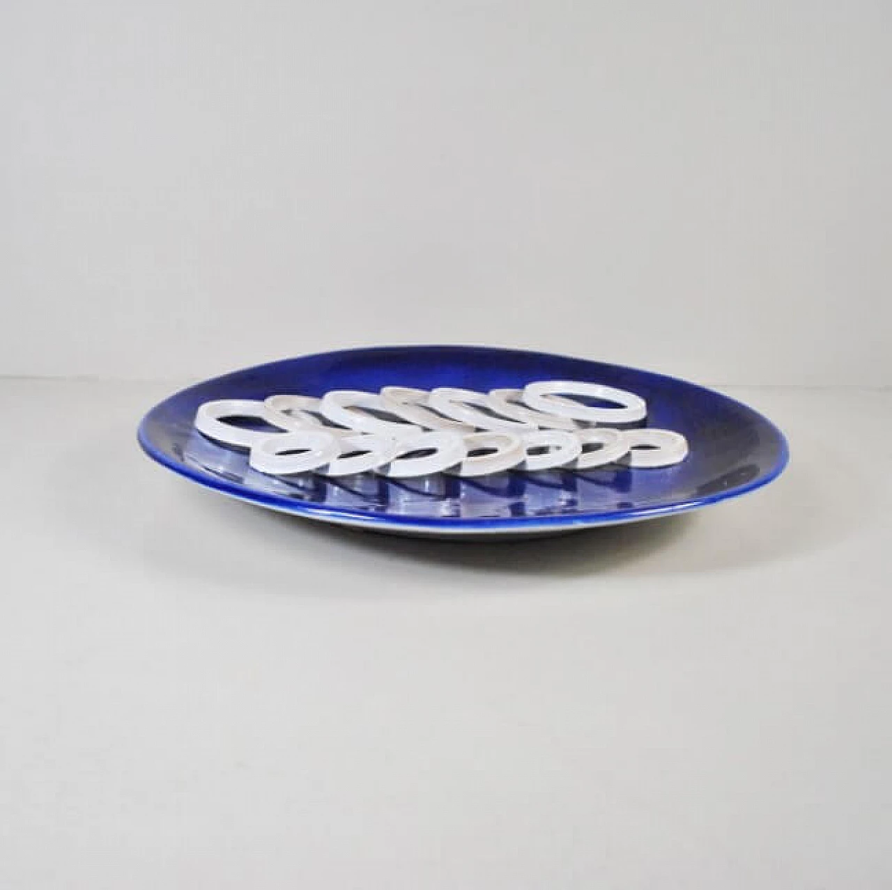 Sculptural dish in glazed ceramic by De Pascalis, 70s 1219733