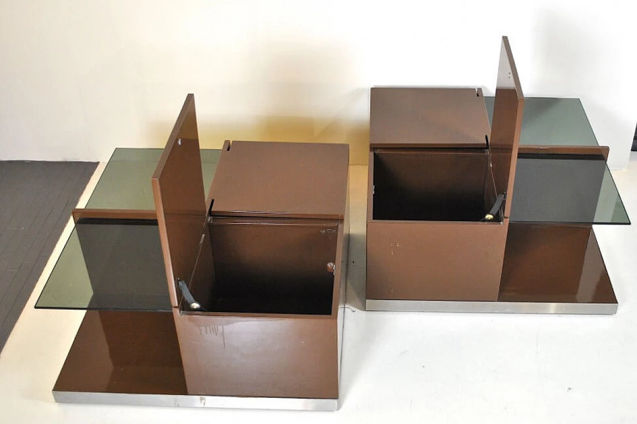 Bar cabinet in lacquered walnut and glass, 70s 1219841