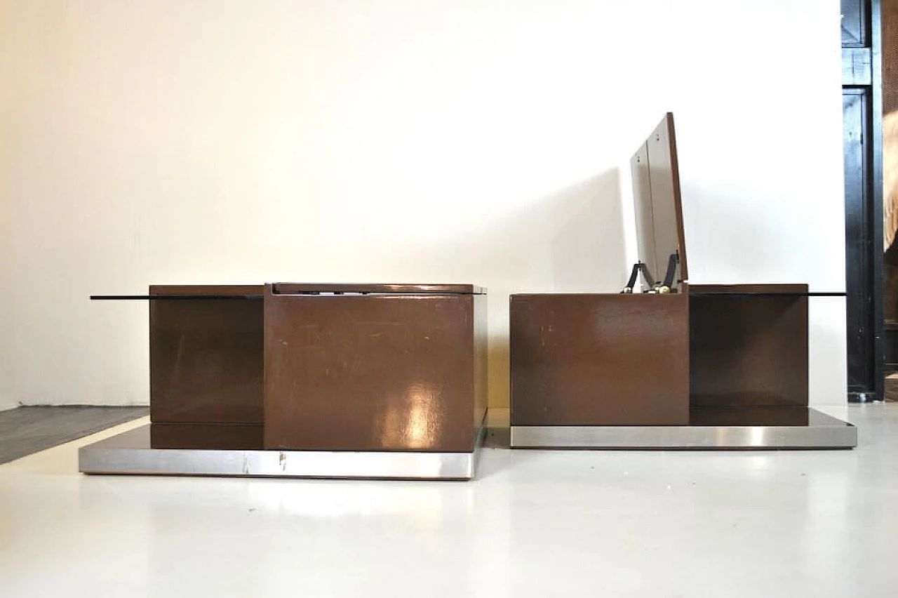 Bar cabinet in lacquered walnut and glass, 70s 1219843