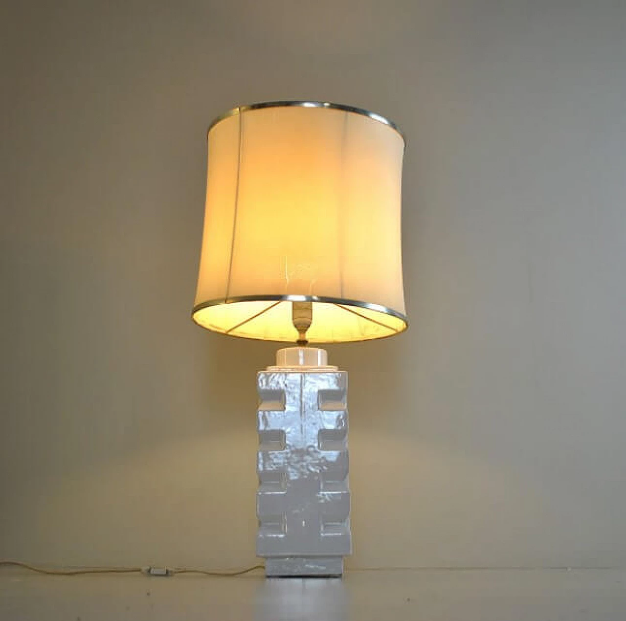 Table lamp in white ceramic, 60s 1219871