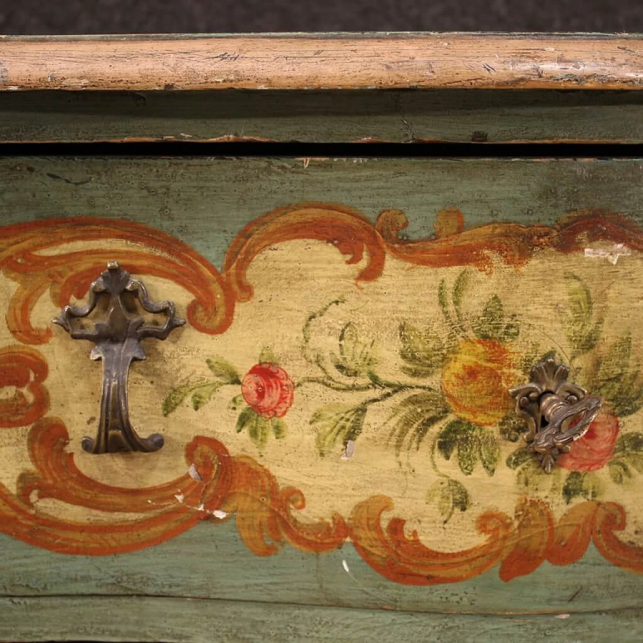 Small Venetian style chest of drawers, 20th century 1220674