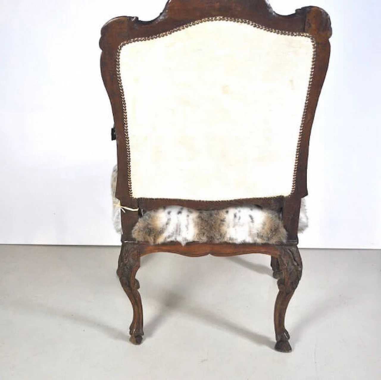 Walnut armchair, 19th century 1220985