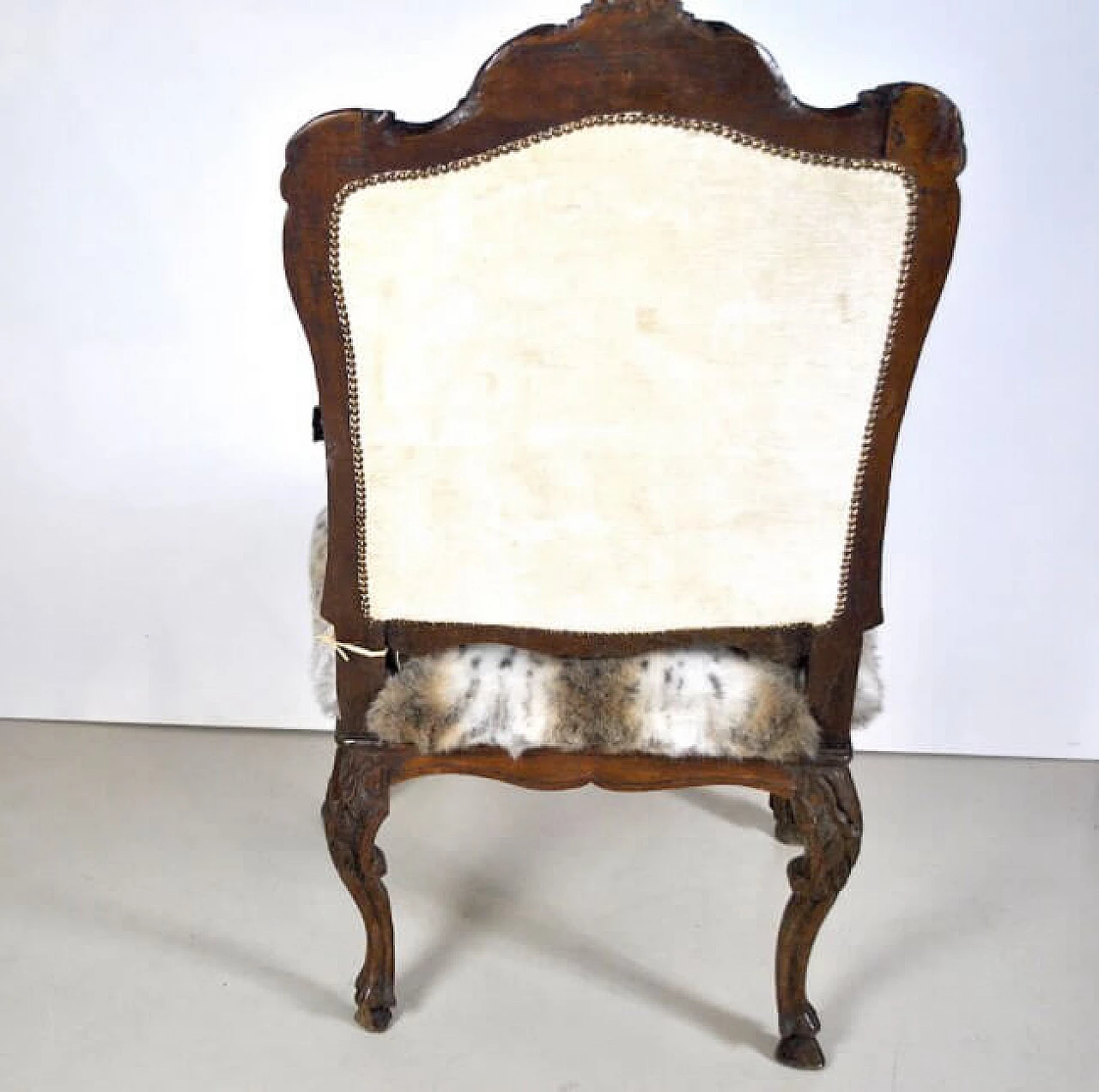 Walnut armchair, 19th century 1220986