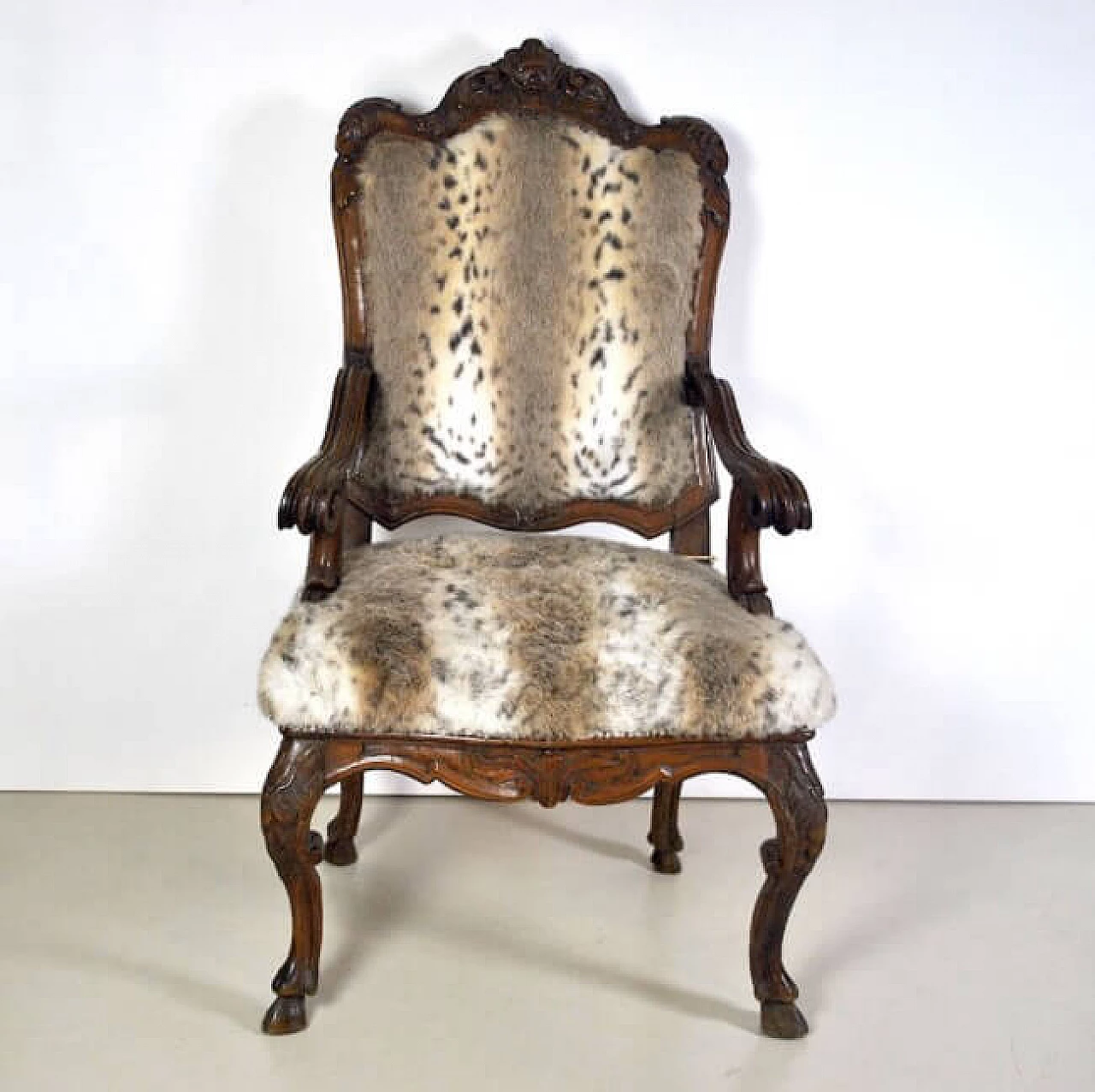 Walnut armchair, 19th century 1220990
