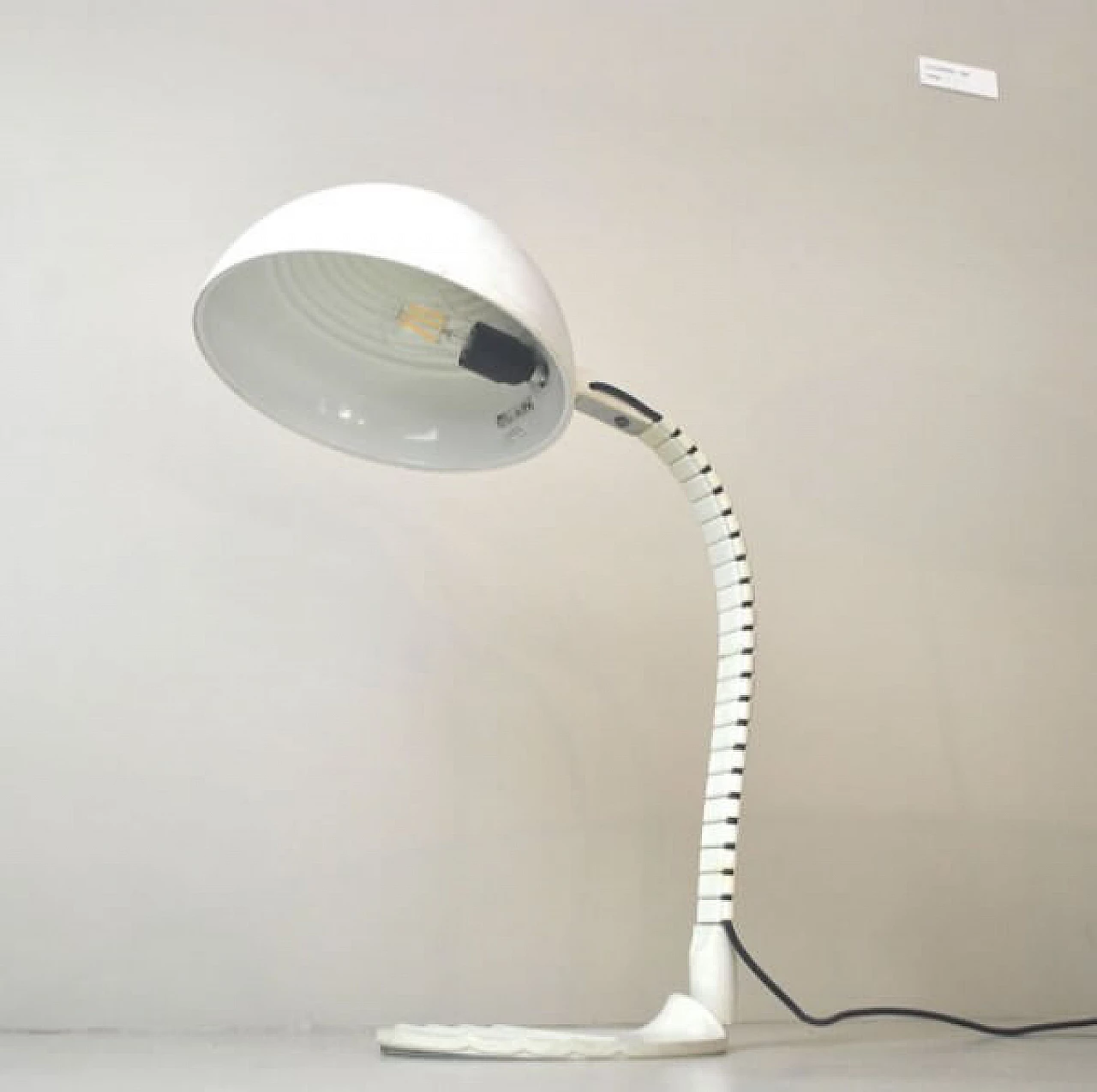 Vertebrae nr.660 table lamp in metal and plastic by Elio Martinelli for Martinelli Luce, 70s 1221167