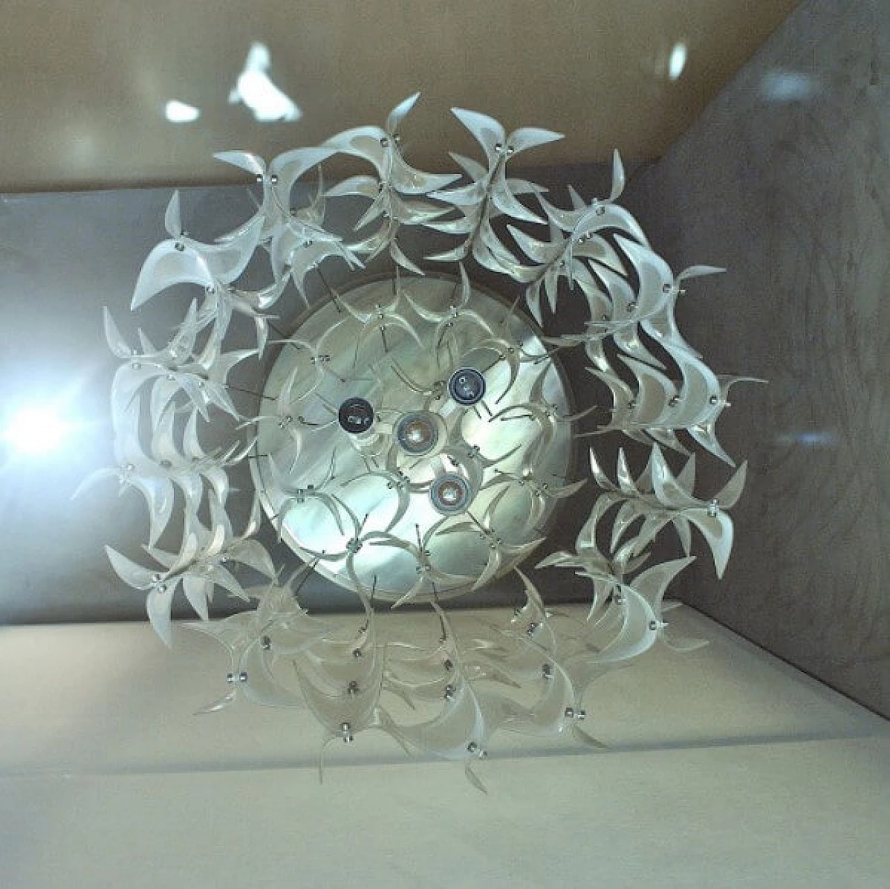 Lampadario in alluminio e vetro opalino di Mazzega, anni '60 1221315