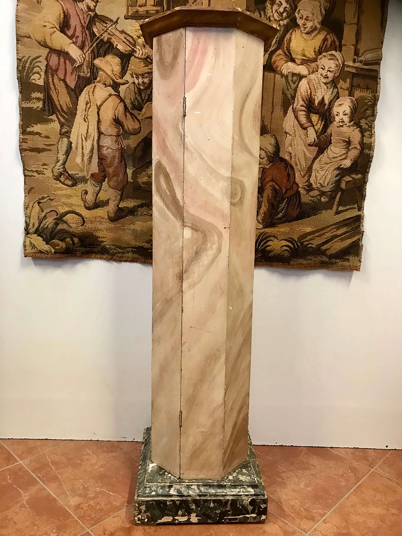 Colonna Stipo ottagonale laccata finto marmo, epoca Impero, Piemonte, primi '800 1221814