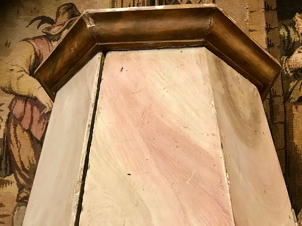 Colonna Stipo ottagonale laccata finto marmo, epoca Impero, Piemonte, primi '800 1221826