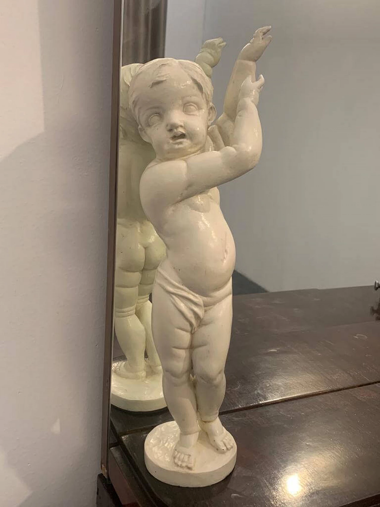 Ship oval chest of drawers by Ducrot in rosewood with mirror and briar sculpture, 20s 1221995