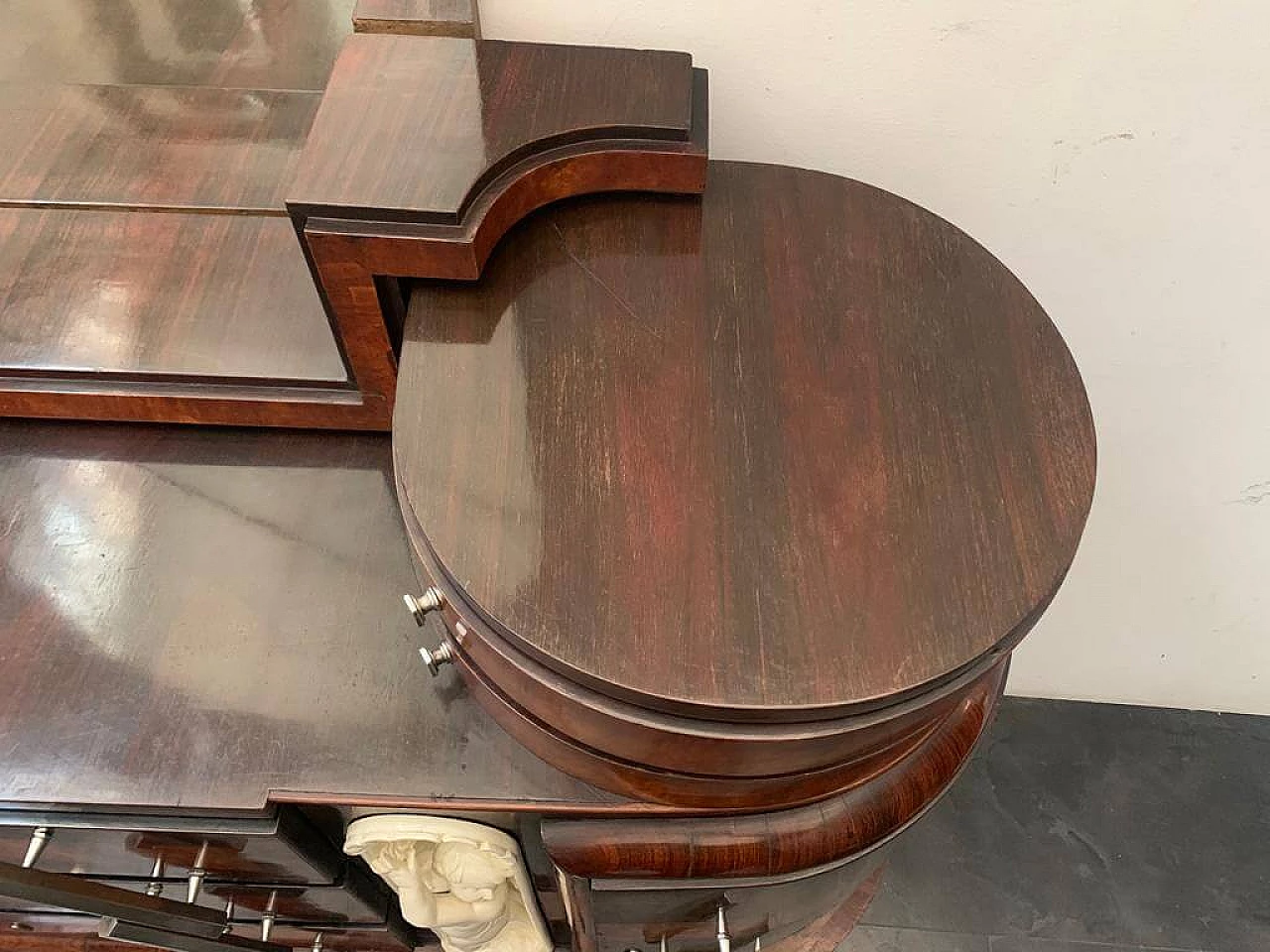 Ship oval chest of drawers by Ducrot in rosewood with mirror and briar sculpture, 20s 1222008