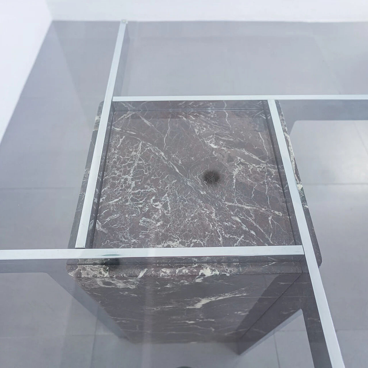 Tavolo da pranzo quadrato in marmo e vetro, anni '70 1222476