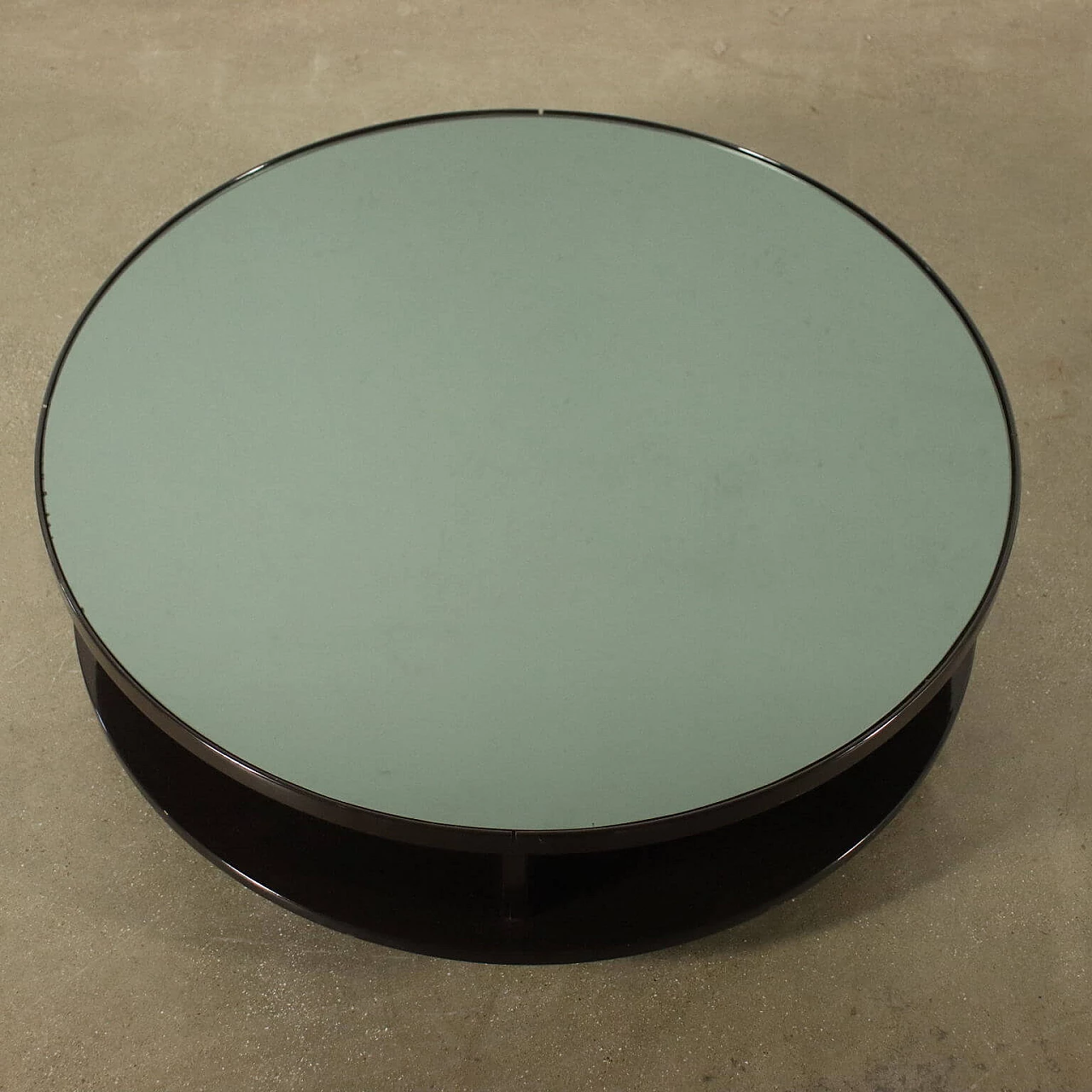 Coffee table in lacquered wood and smoked glass, 70s 1222597