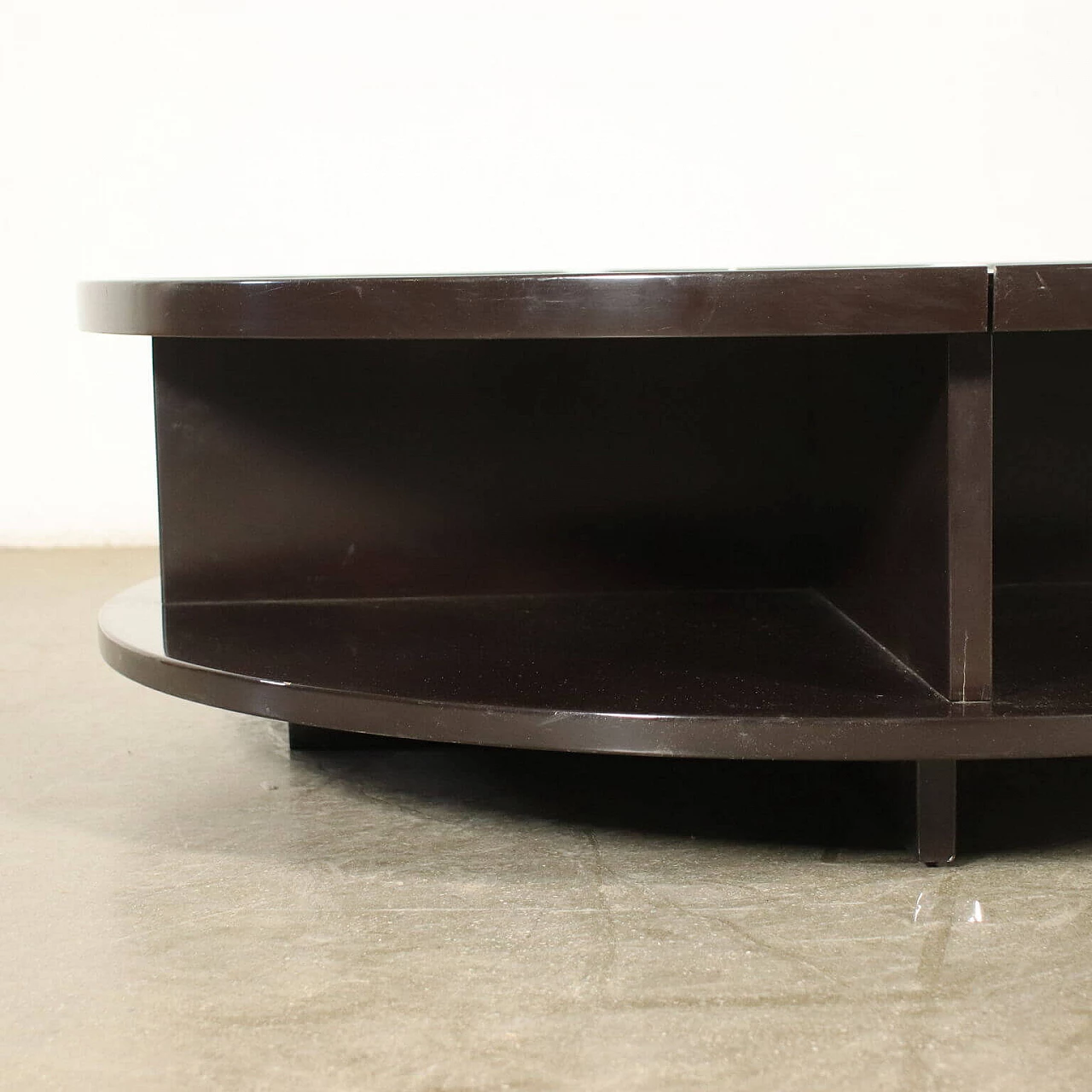 Coffee table in lacquered wood and smoked glass, 70s 1222600