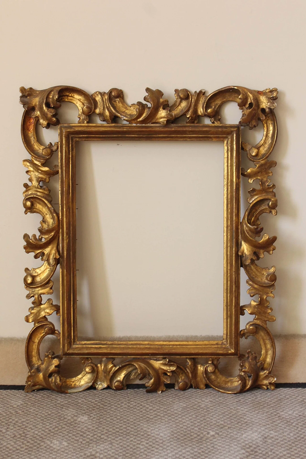Wood and gilded plaster frame, 19th century 1223120