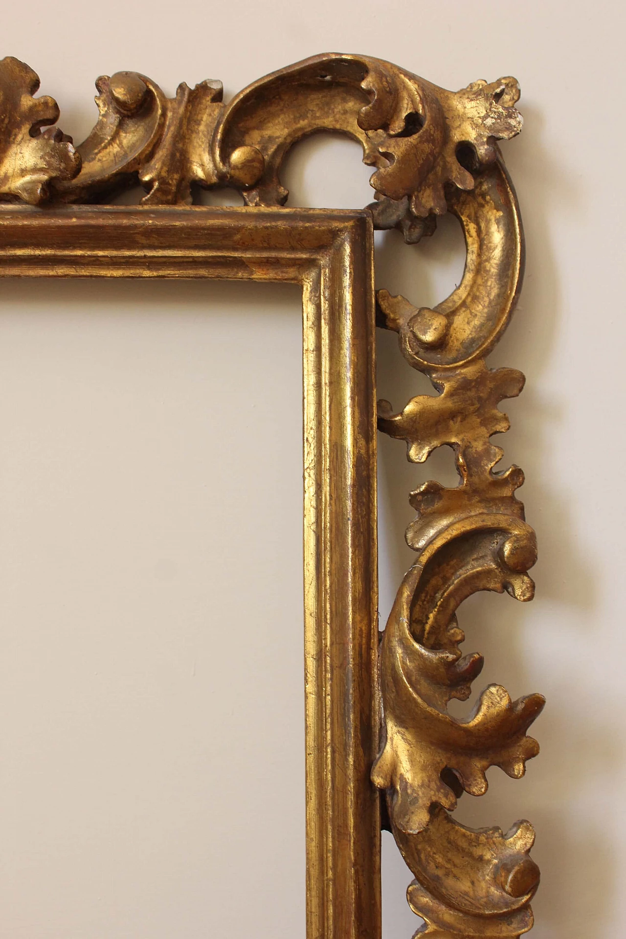 Wood and gilded plaster frame, 19th century 1223128