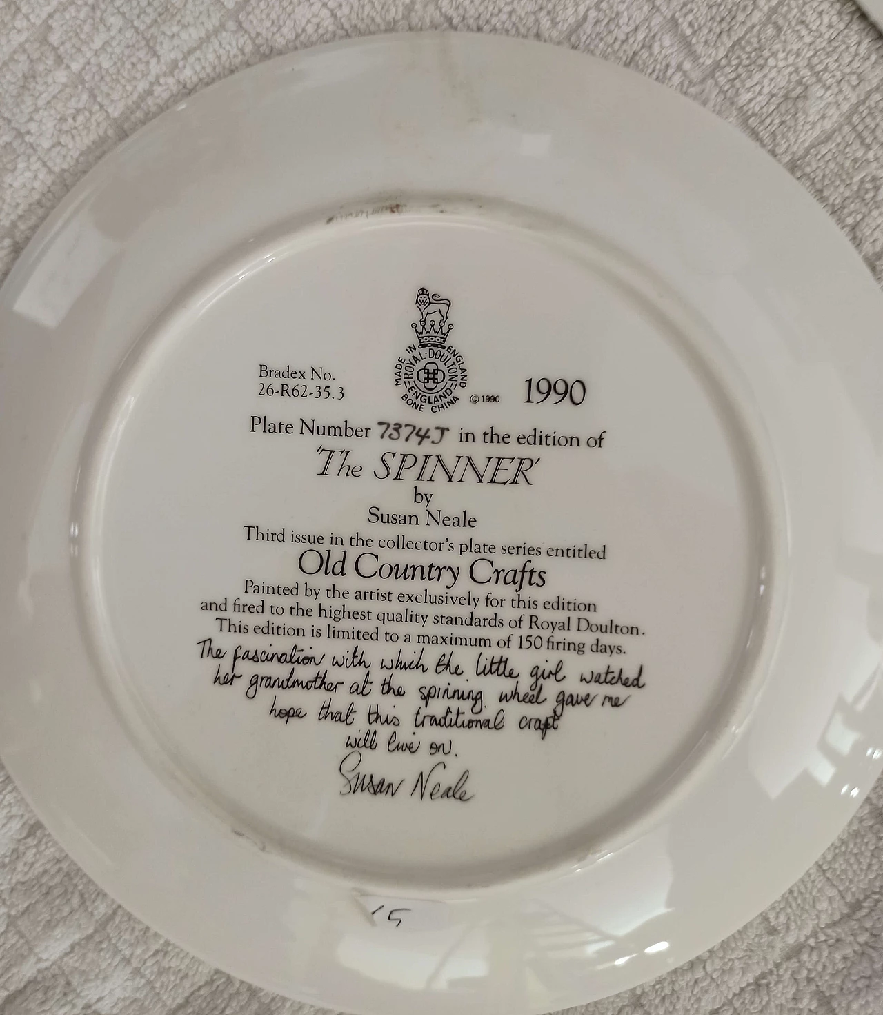 Piatti da parete serie Old Country Craft in ceramica di Susan Neal per Bradex, anni '90 1223564