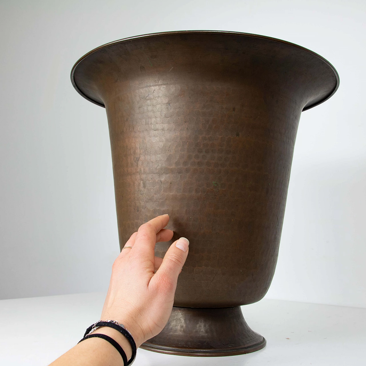 Large copper vase, 60s 1223761