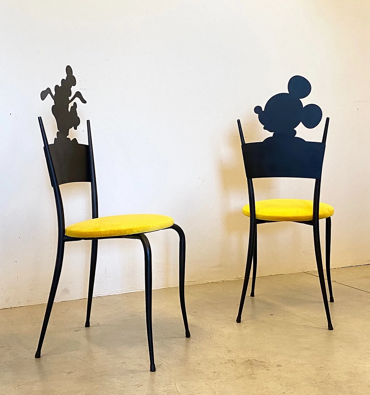 Pair of chairs Mickey Mouse and Pluto, 80s 1224491