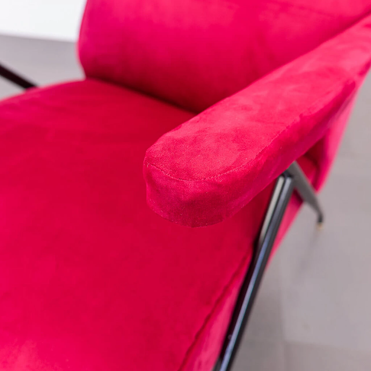 Recliner armchair in red velvet, 1950s 1224985