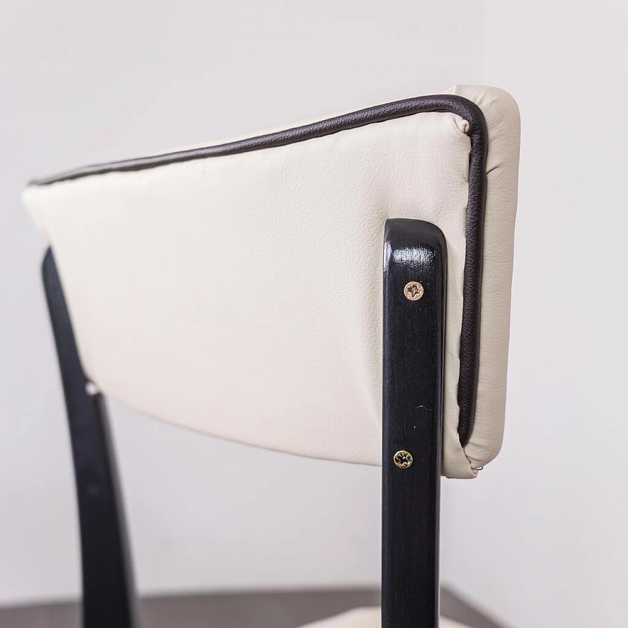 Sedia in legno nero e skai, anni '40 1225002